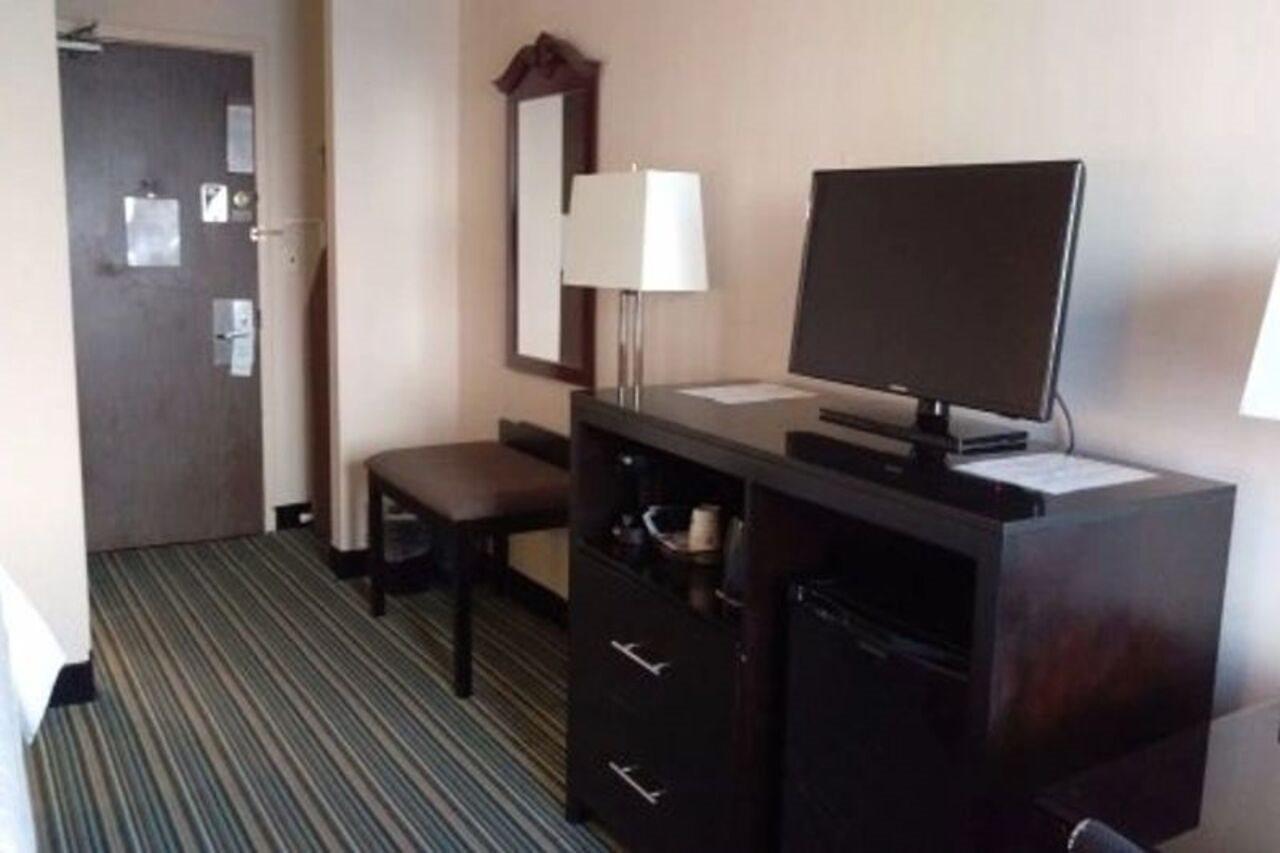 Garden Executive Hotel South Plainfield Εξωτερικό φωτογραφία