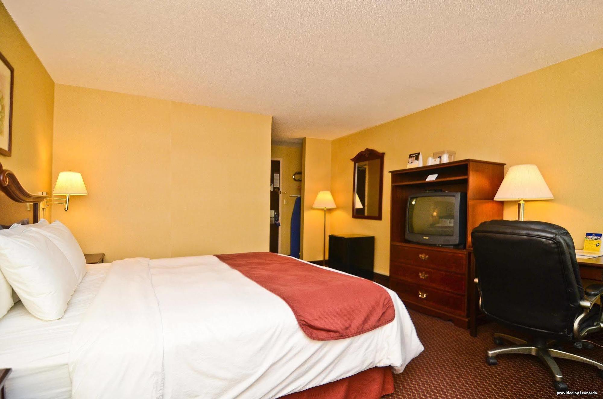 Garden Executive Hotel South Plainfield Εξωτερικό φωτογραφία